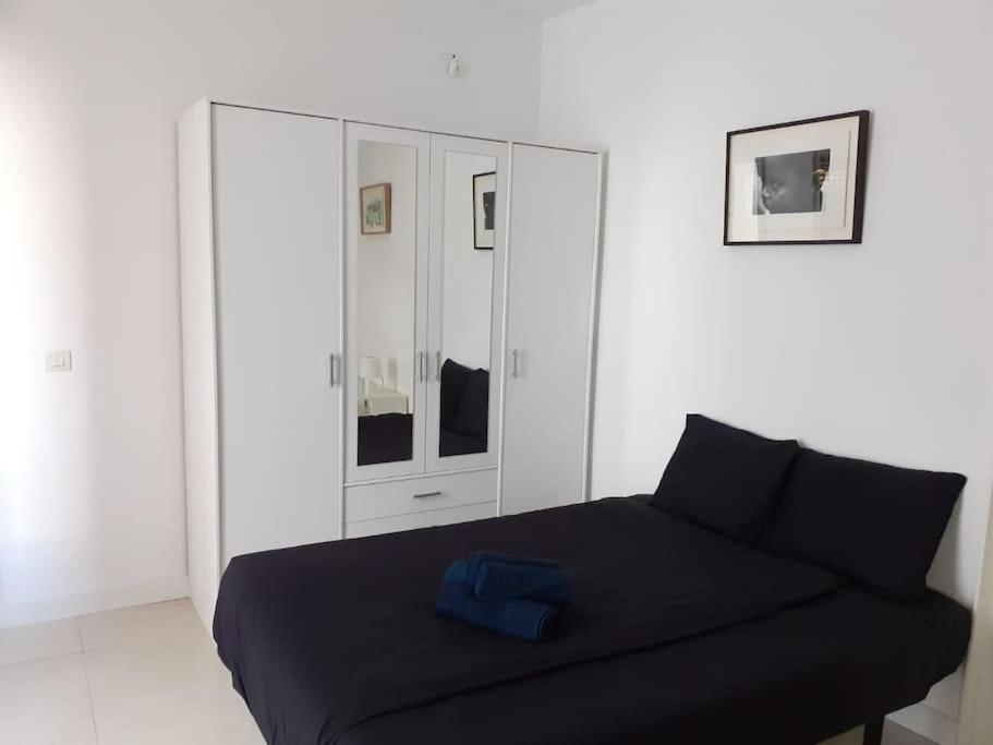 Cosy Flat / Literally At The Foot Of Alhambra Apartment Гранада Екстериор снимка